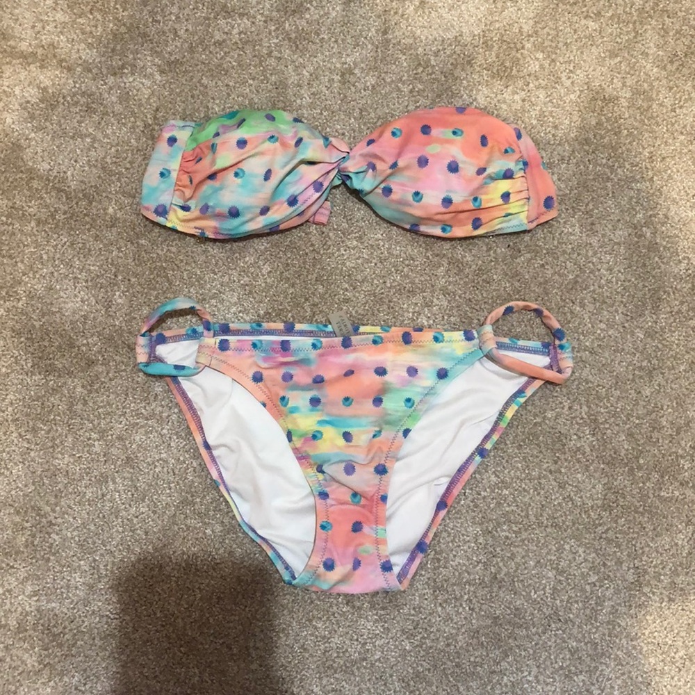 Bathing suit